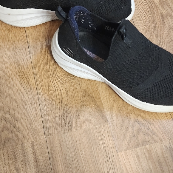 Black Womens  Slip-On Sketchers - Picture 7 of 7